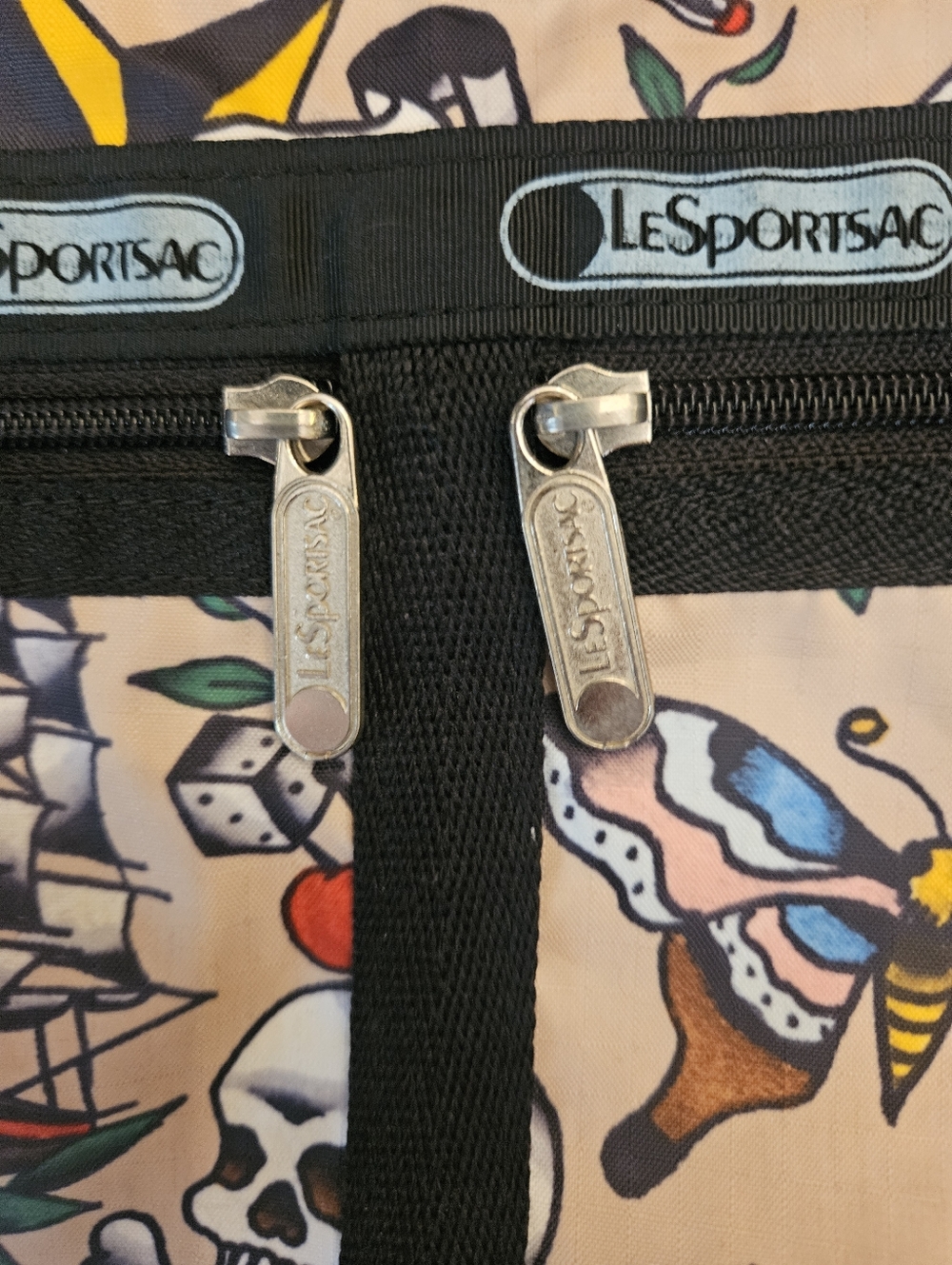 Lesportsac Aloha Pirates Nylon Bag, RARE - Picture 14 of 16